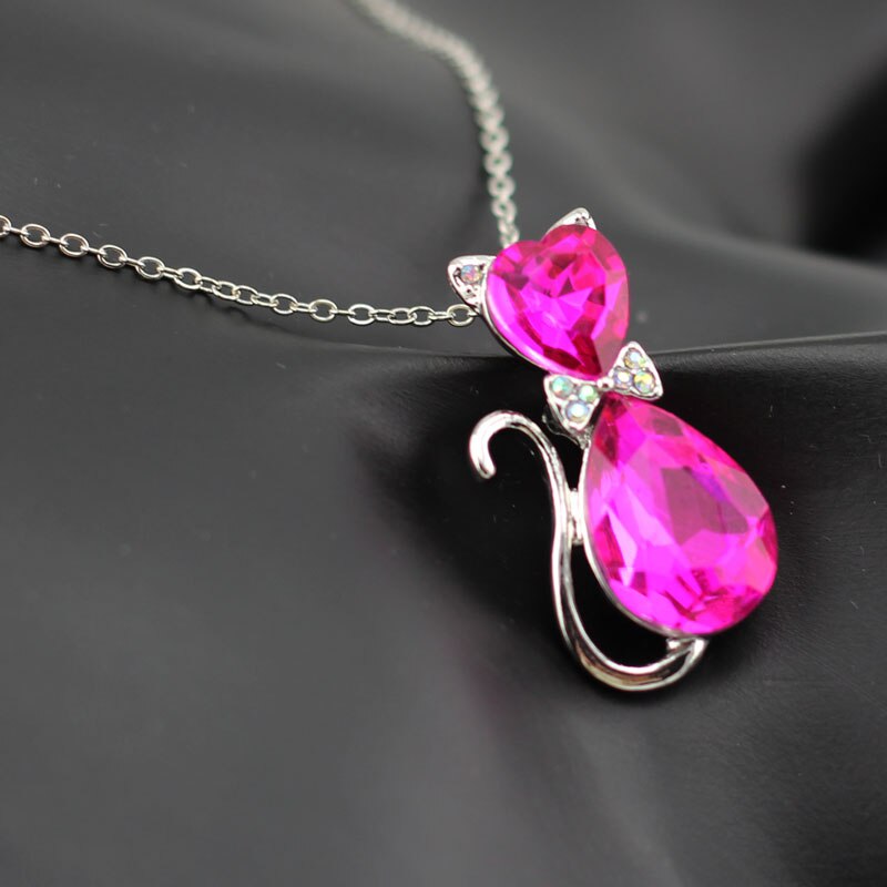 Cute Cat Pendant Necklace For Women Heart Crystal Jewelry Austrian Crystal Clavicle Chain Necklace